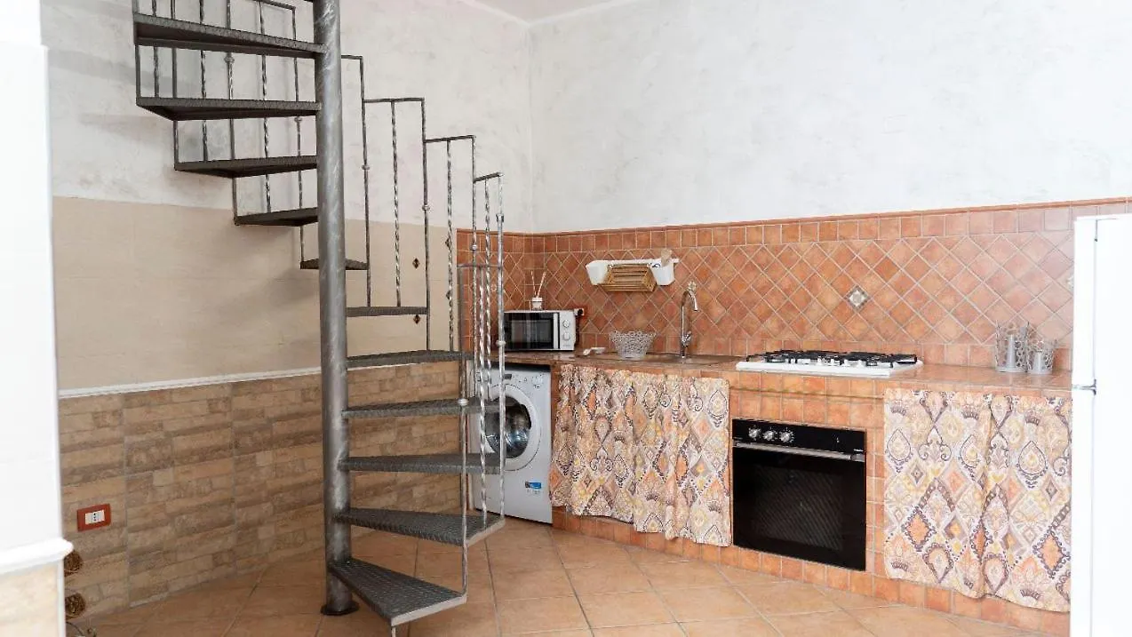 238 Holiday House Catania Apartment